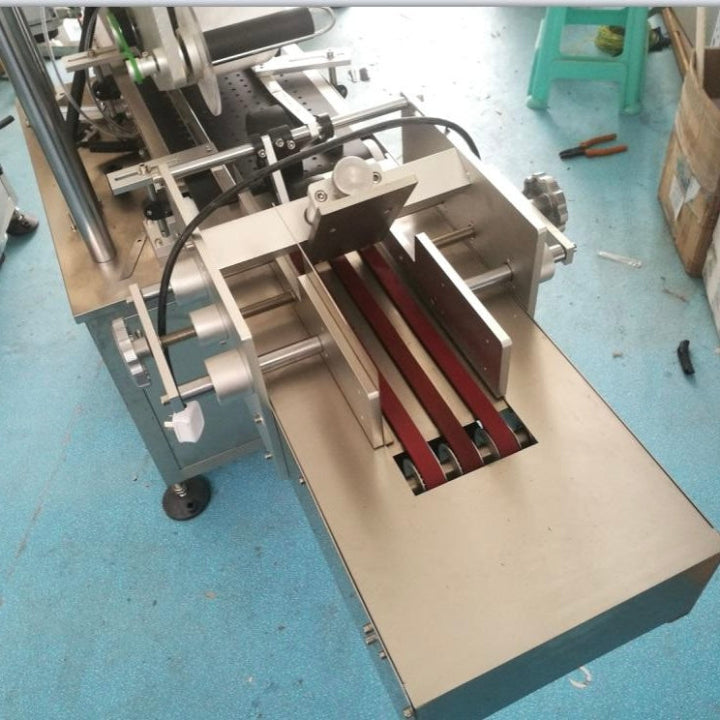 Automatic Flat Labeling Machine With Coding