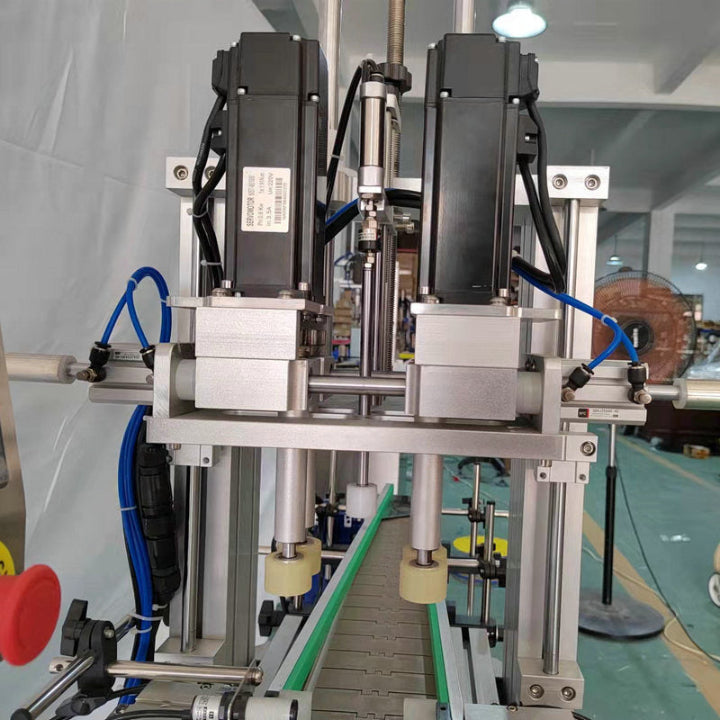 Automatic Can Feeding And Capping Machine