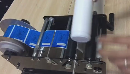 MT-30 Manual Labeling Machine
